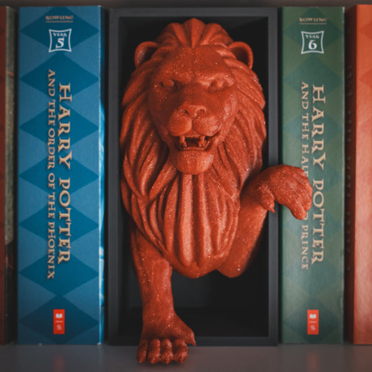 House Lion Book Nook - Red Sparkle